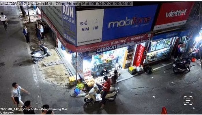 Việc kẻ vạch sơn là giải pháp trực quan, giúp người dân dễ dàng tuân thủ quy định.